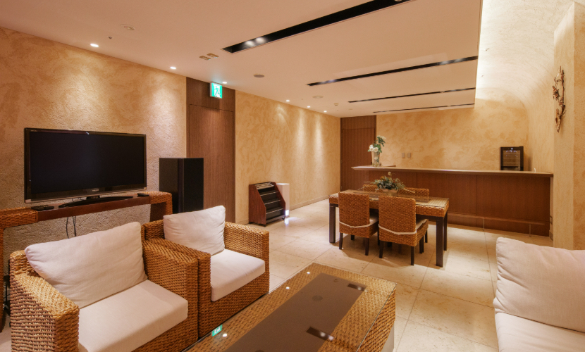 ラウンジ
